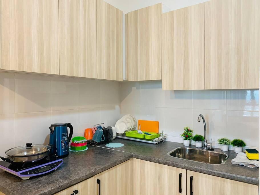 Stay@ Kiara Plaza Kajang/semenyih Free Wifi/car Park Apartment