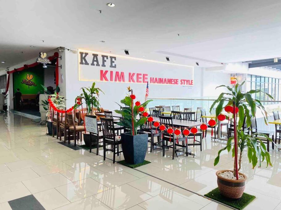 Apartment Stay@ Kiara Plaza Kajang/semenyih Free Wifi/car Park *