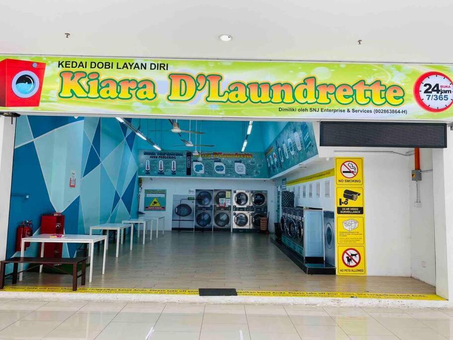 Stay@ Kiara Plaza Kajang/semenyih Free Wifi/car Park Apartment